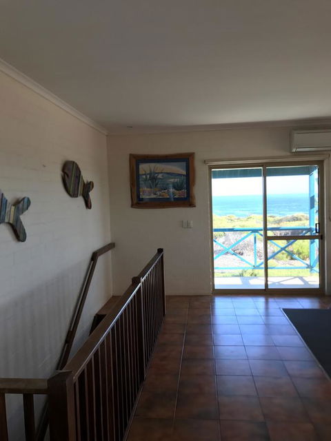 Surf Views - Accommodation Broome 5