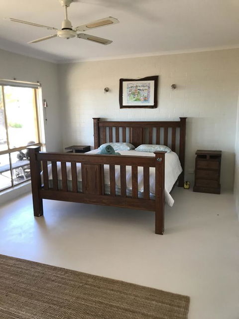 Surf Views - Accommodation Broome 9