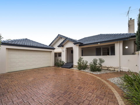 Luxury Federation Style Home - Sleeps 10 - Accommodation Broome 18