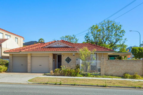 Como South Perth Villa - Accommodation Broome 21