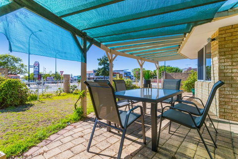Como South Perth Villa - Accommodation Broome 10