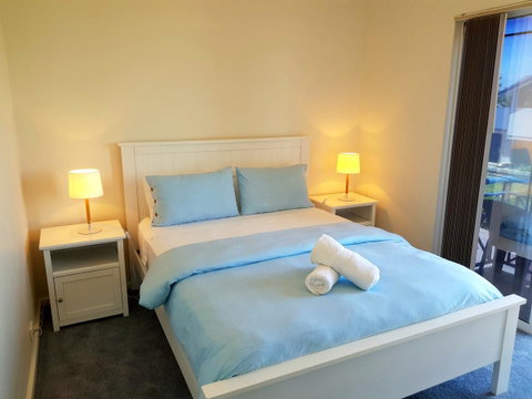 Caravel Beach House Mandurah - Accommodation Broome 15