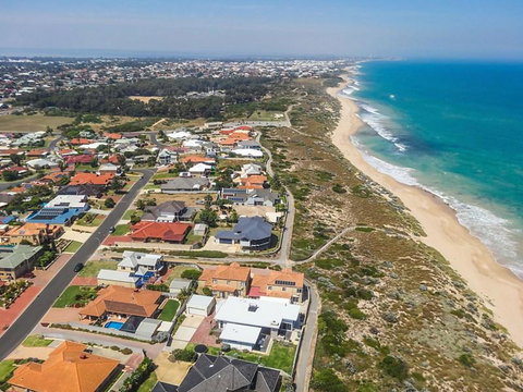 Caravel Beach House Mandurah - Accommodation Broome 17