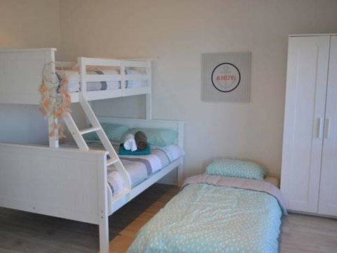 Caravel Beach House Mandurah - Accommodation Broome 21