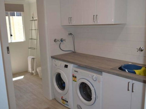 Caravel Beach House Mandurah - Accommodation Broome 33