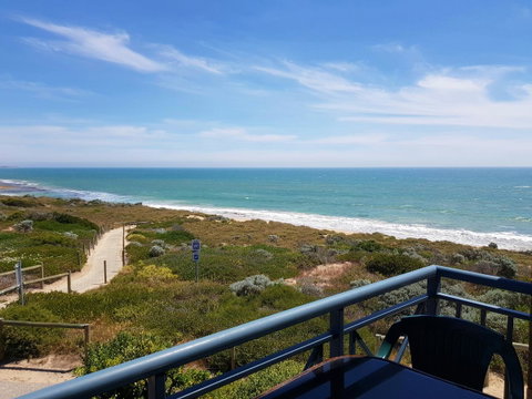 Caravel Beach House Mandurah - Accommodation Broome 8
