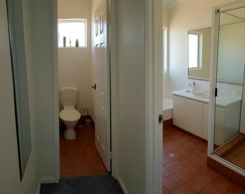 Caravel Beach House Mandurah - Accommodation Broome 10