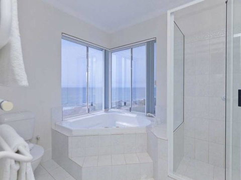 Caravel Beach House Mandurah - Accommodation Broome 32