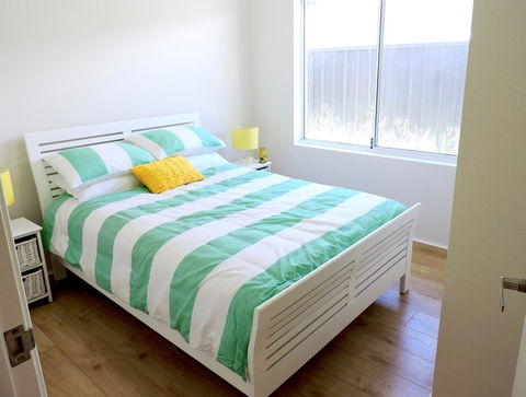 Contemporary Cove - Quindalup - Accommodation Broome 10