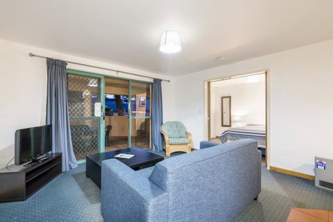 Cottesloe Beach Chalets - Accommodation Broome 42