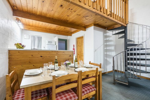 Cottesloe Beach Chalets - Accommodation Broome 29