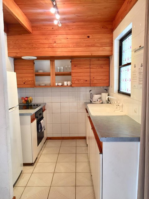 Cottesloe Beach Chalets - Accommodation Broome 21