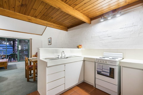 Cottesloe Beach Chalets - Accommodation Broome 27