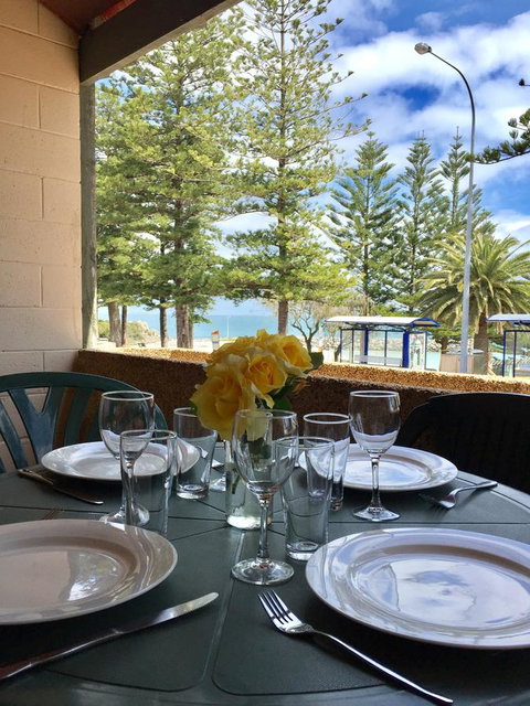 Cottesloe Beach Chalets - Accommodation Broome 1