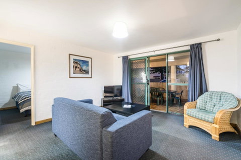 Cottesloe Beach Chalets - Accommodation Broome 37