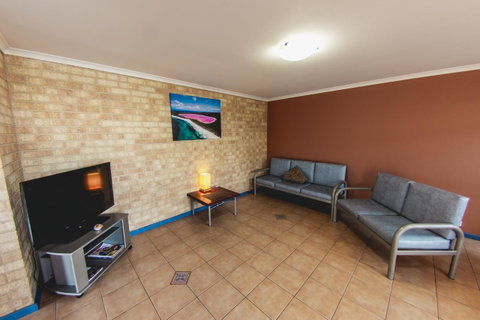 Esperance Foreshore Apartments - Accommodation Broome 42