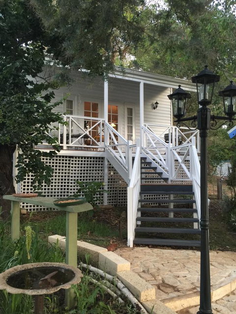 Applegate Lane Chalet - Accommodation Broome 16