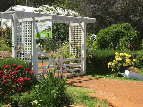 Applegate Lane Chalet - Accommodation Broome 3