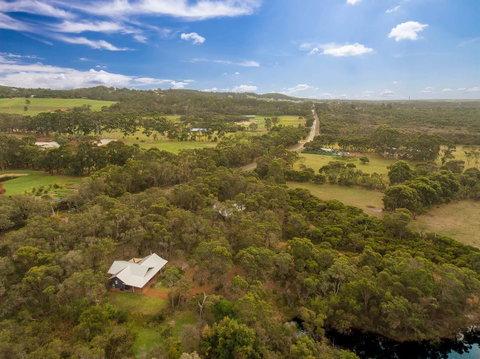 Denmark Forest Retreat - Accommodation Broome 4