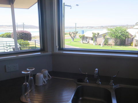 Kalbarri Riverfront Unit - Accommodation Broome 7