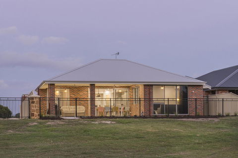 15 Cabot Close - Accommodation Broome 23