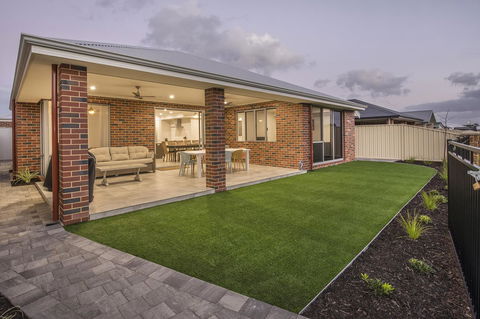 15 Cabot Close - Accommodation Broome 26