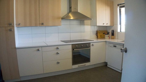 Relax, Bright & Airy Garden Villa - Accommodation Broome 33