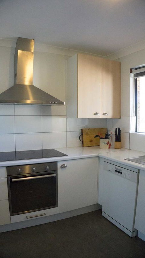 Relax, Bright & Airy Garden Villa - Accommodation Broome 32