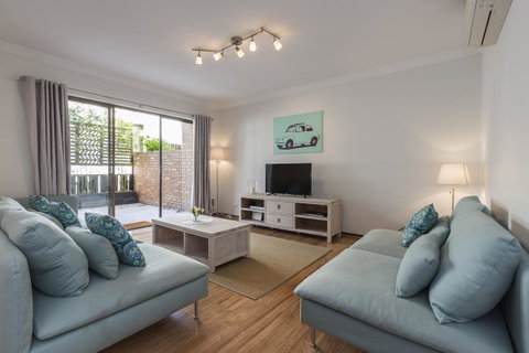 Cottesloe Sea Salt Abode - Executive Escapes - Accommodation Broome 1