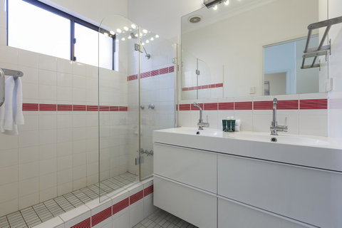 Cottesloe Sea Salt Abode - Executive Escapes - Accommodation Broome 11