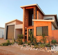 31 Inggarda Lane - Spectacular Views with a Private Jetty and Wi-Fi - Accommodation Broome