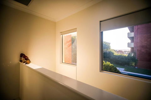 VIP Stays - Villa De Burswood Luxury 3BR Suite W/ King Bed FREE WIFI - Accommodation Broome 9