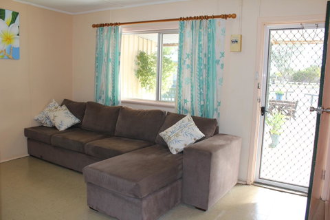 Jurien Beachfront Holiday Units - Accommodation Broome 7