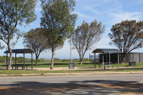 Jurien Beachfront Holiday Units - Accommodation Broome 21