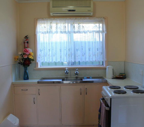 Jurien Beachfront Holiday Units - Accommodation Broome 5