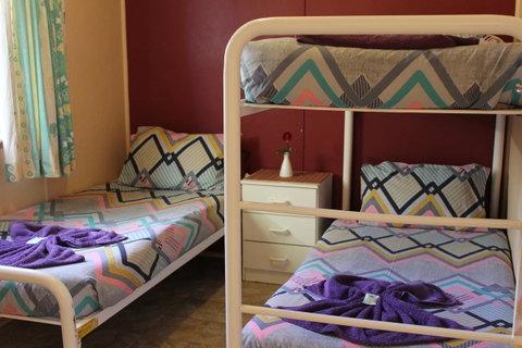 Jurien Beachfront Holiday Units - Accommodation Broome 16