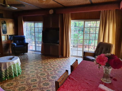 Airport HomeStay - Accommodation Broome 2