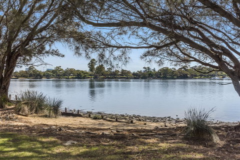 Ascot Quays Apartment 102 - Accommodation Broome 1