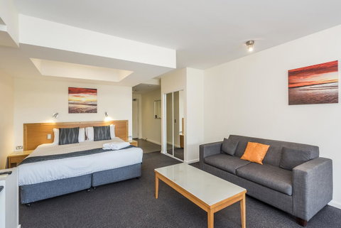 Ascot Quays Apartment 102 - Accommodation Broome 13