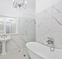 Heart of Claremont Gem - Free WiFi - Accommodation Broome