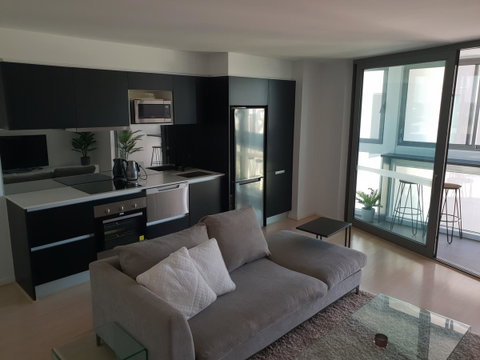 Modern Northbridge Apartment - Accommodation Broome 7