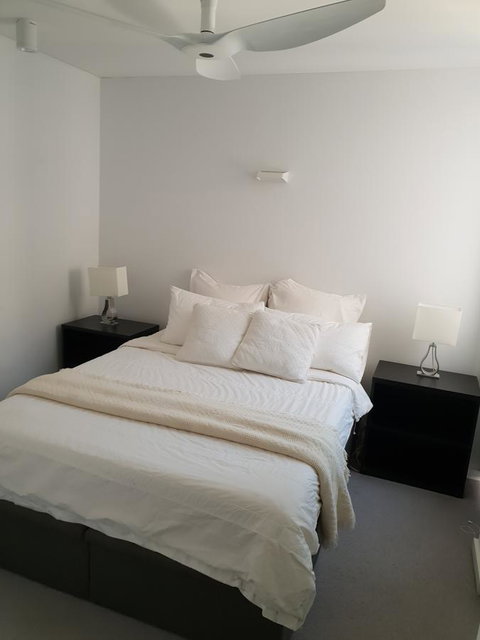 Modern Northbridge Apartment - Accommodation Broome 9