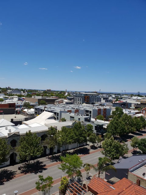 Modern Northbridge Apartment - Accommodation Broome 13