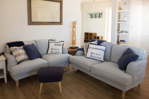 Cottesloe Blue Apartment - Executive Escapes - Accommodation Broome 7