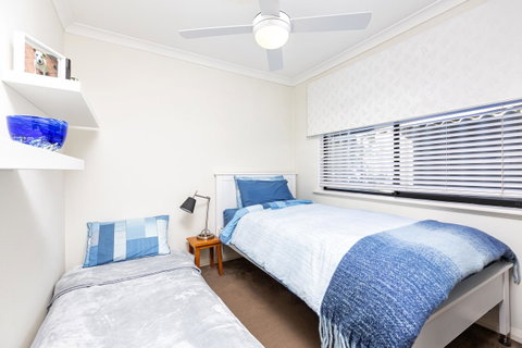 Como Executive Apartment - Accommodation Broome 13