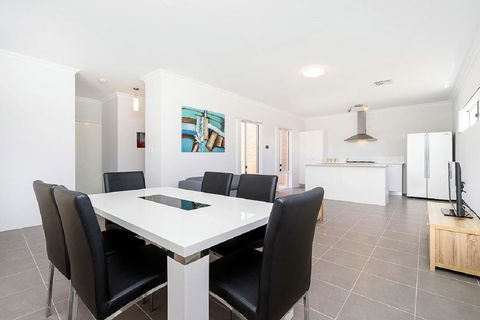 Victoria Park Town House - Accommodation Broome 8
