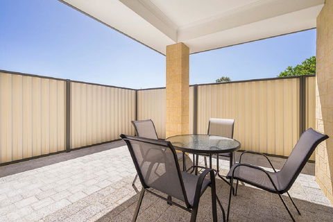 Victoria Park Town House - Accommodation Broome 10