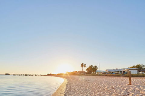 RAC Monkey Mia Dolphin Resort - Accommodation Broome 12