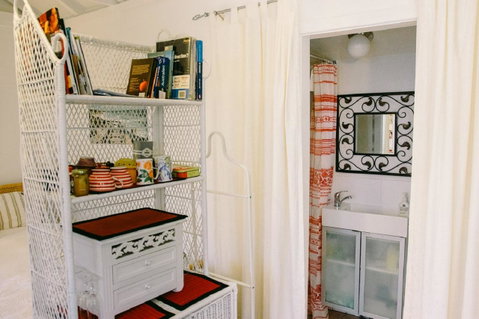 Garden Studio In Cottesloe - Accommodation Broome 5