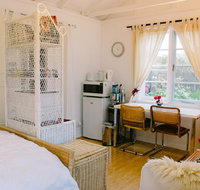 Garden Studio in Cottesloe - Accommodation Broome